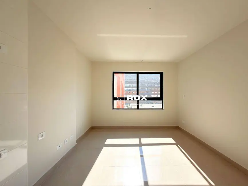 Foto 2 de Kitnet com 1 quarto à venda, 33m2 em Centro, Curitiba - PR
