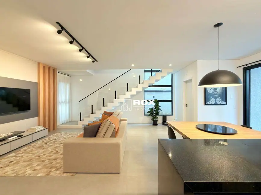Casa de Condomínio com 3 quartos à venda, 172m2 em Santa Cândida, Curitiba - PR - imagem 9 Foto 9 de Casa de Condomínio com 3 quartos à venda, 172m2 em Santa Cândida, Curitiba - PR