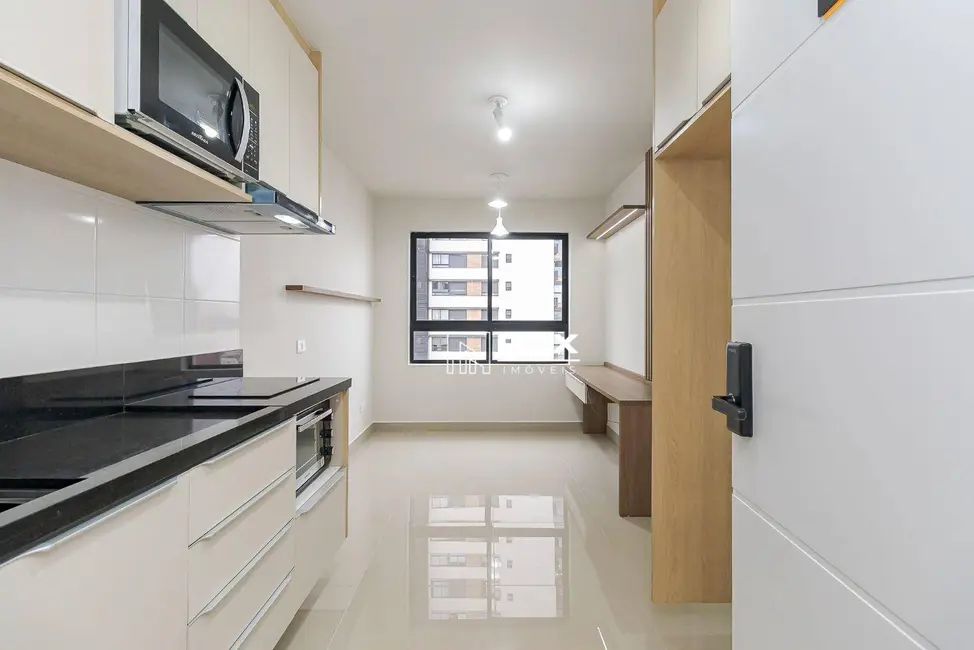 Apartamento com 1 quarto para alugar, 40m2 em Centro, Curitiba - PR - imagem 2 Foto 2 de Apartamento com 1 quarto para alugar, 40m2 em Centro, Curitiba - PR