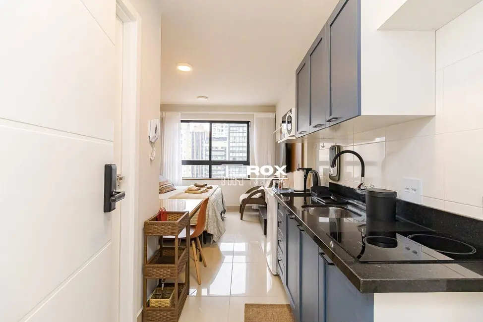 Foto 5 de Kitnet com 1 quarto para alugar, 30m2 em Centro, Curitiba - PR