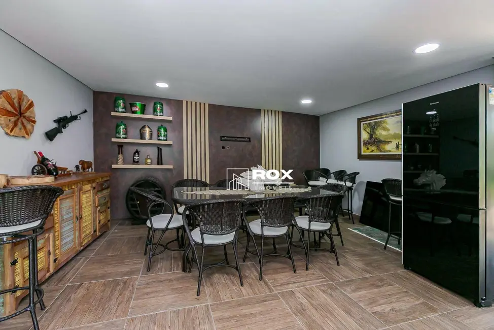 Foto 6 de Casa com 6 quartos à venda, 946m2 em Parolin, Curitiba - PR