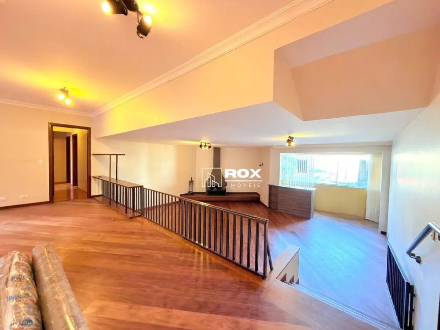 Foto 2 de Apartamento com 3 quartos para alugar, 258m2 em Seminário, Curitiba - PR