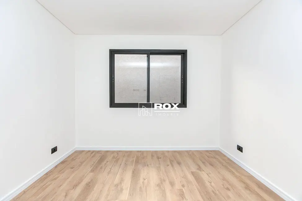 Sobrado com 3 quartos à venda, 145m2 em Atuba, Curitiba - PR - imagem 7 Foto 7 de Sobrado com 3 quartos à venda, 145m2 em Atuba, Curitiba - PR