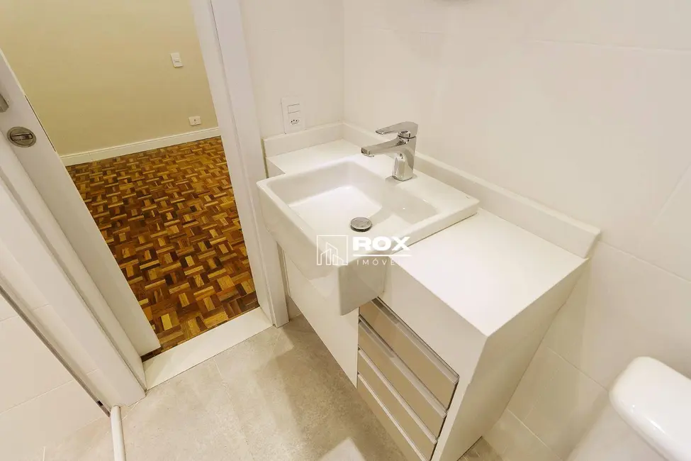 Foto 22 de Apartamento com 3 quartos para alugar, 137m2 em Batel, Curitiba - PR