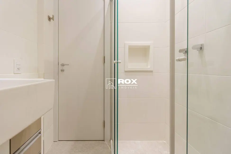 Foto 27 de Apartamento com 3 quartos para alugar, 137m2 em Batel, Curitiba - PR