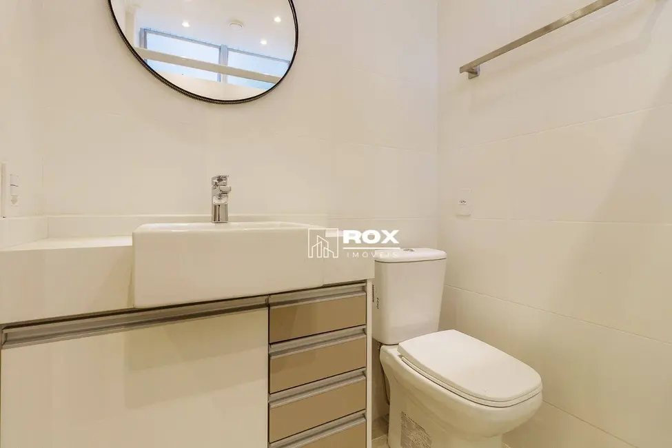 Foto 18 de Apartamento com 3 quartos para alugar, 137m2 em Batel, Curitiba - PR