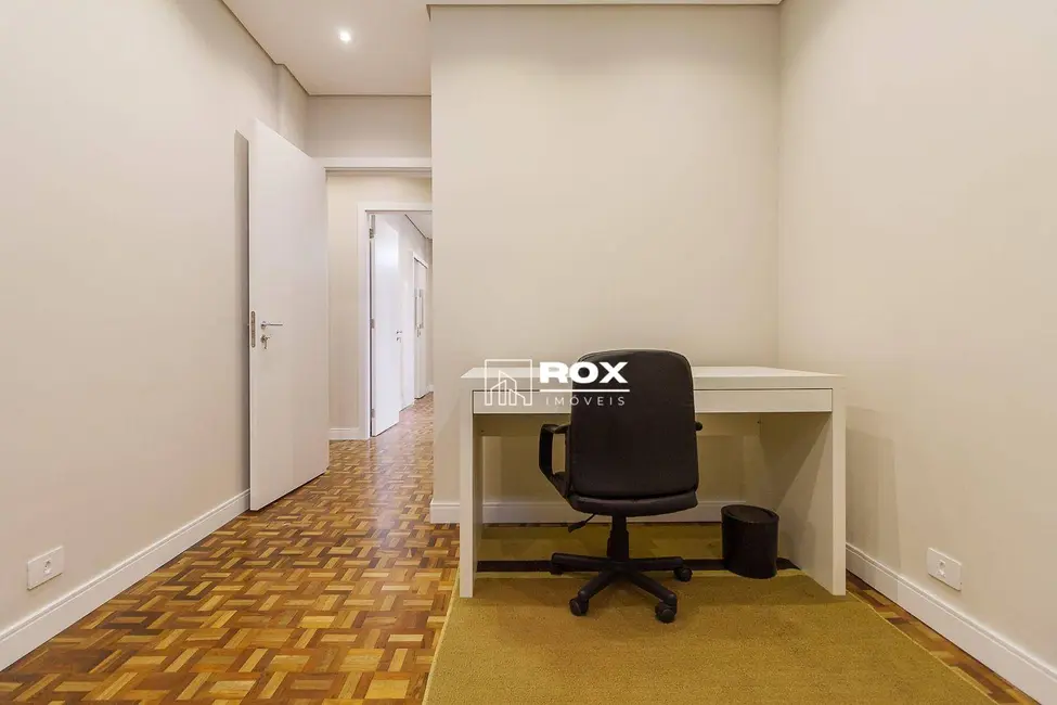 Foto 10 de Apartamento com 3 quartos para alugar, 137m2 em Batel, Curitiba - PR