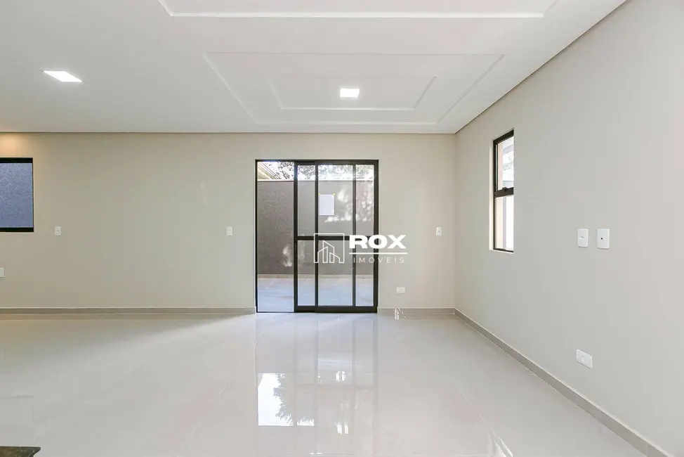 Sobrado com 3 quartos à venda, 105m2 em Pinheirinho, Curitiba - PR - imagem 5 Foto 5 de Sobrado com 3 quartos à venda, 105m2 em Pinheirinho, Curitiba - PR