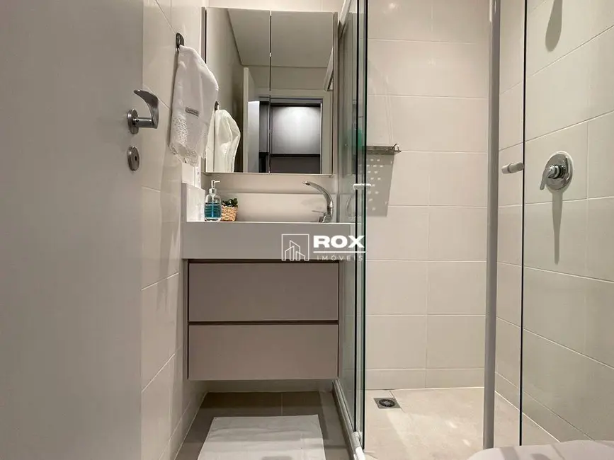 Foto 6 de Kitnet com 1 quarto para alugar, 32m2 em Rebouças, Curitiba - PR
