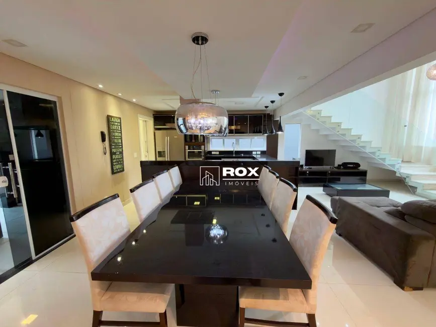 Foto 4 de Casa de Condomínio com 3 quartos para alugar, 322m2 em São Braz, Curitiba - PR