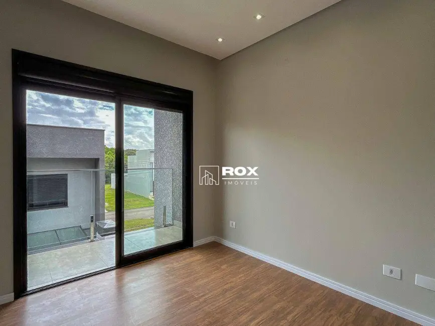 Foto 2 de Sobrado com 3 quartos à venda, 207m2 em Costeira, Sao Jose Dos Pinhais - PR
