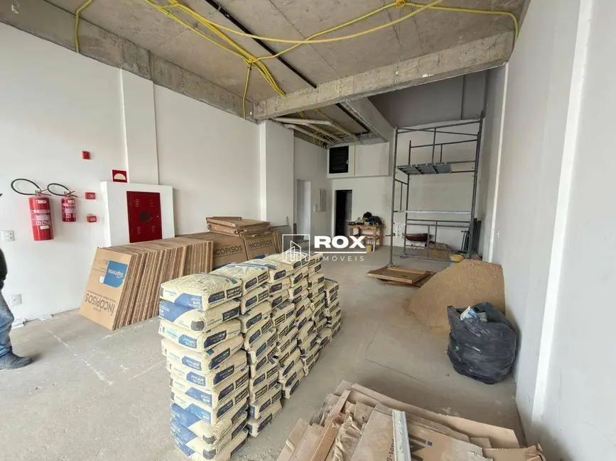 Sala Comercial para alugar, 239m2 em Boa Vista, Curitiba - PR - imagem 1 Foto 1 de Sala Comercial para alugar, 239m2 em Boa Vista, Curitiba - PR