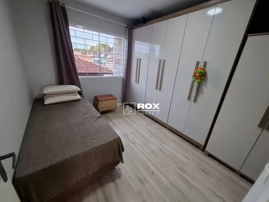 Foto 2 de Sobrado com 3 quartos à venda, 102m2 em Vila Juliana, Piraquara - PR