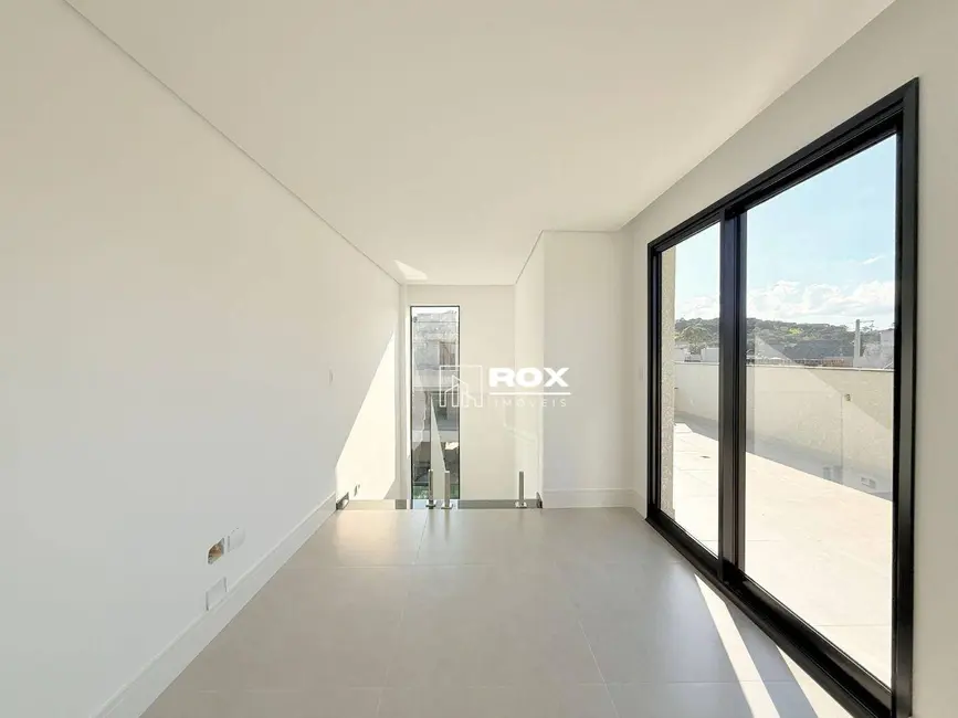 Foto 9 de Casa de Condomínio com 3 quartos para alugar, 124m2 em Santa Cândida, Curitiba - PR