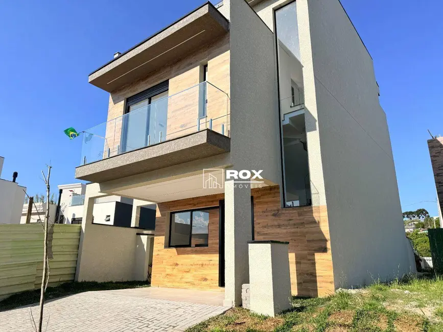 Foto 1 de Casa de Condomínio com 3 quartos para alugar, 124m2 em Santa Cândida, Curitiba - PR