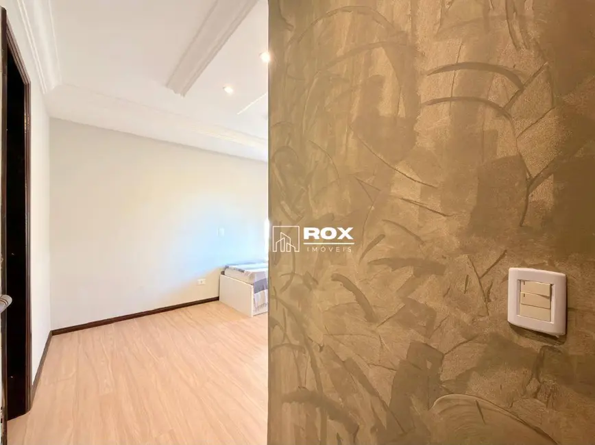 Foto 18 de Apartamento com 3 quartos para alugar, 174m2 em Portão, Curitiba - PR