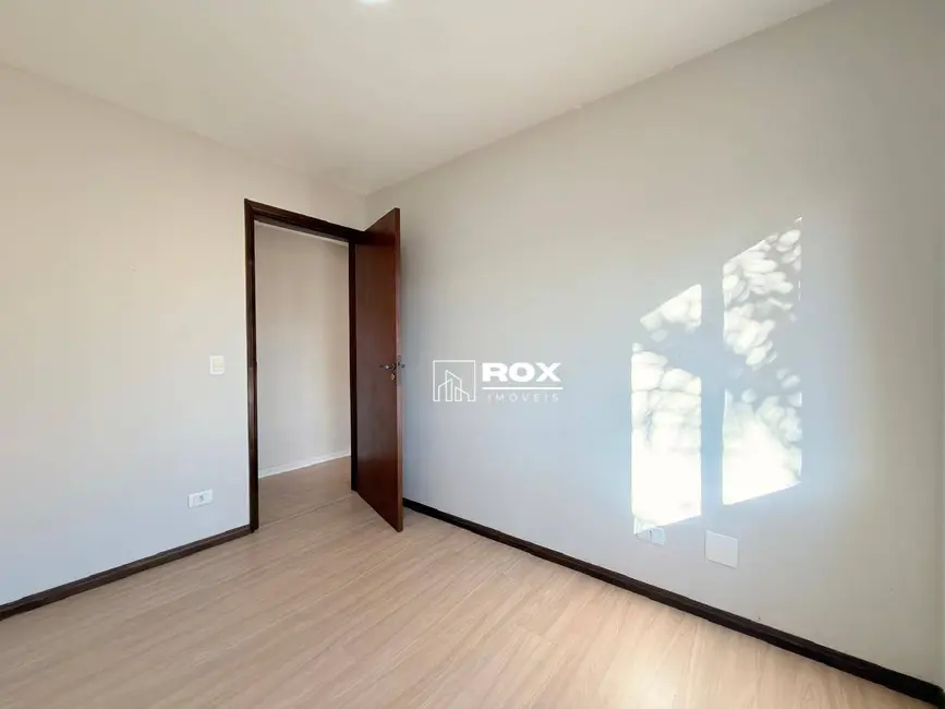 Apartamento com 3 quartos para alugar, 174m2 em Portão, Curitiba - PR - imagem 9 Foto 9 de Apartamento com 3 quartos para alugar, 174m2 em Portão, Curitiba - PR