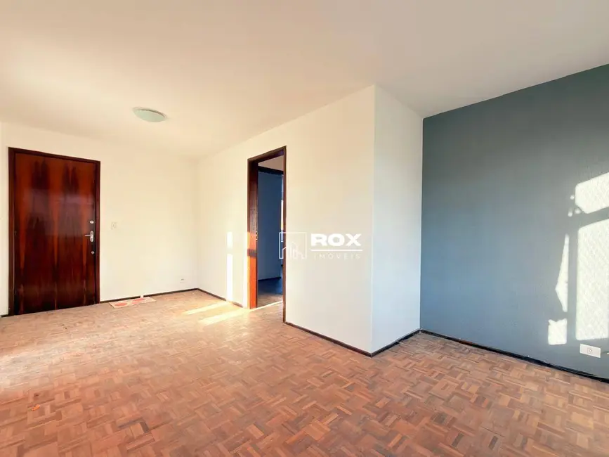 Apartamento com 2 quartos para alugar, 65m2 em Água Verde, Curitiba - PR - imagem 4 Foto 4 de Apartamento com 2 quartos para alugar, 65m2 em Água Verde, Curitiba - PR