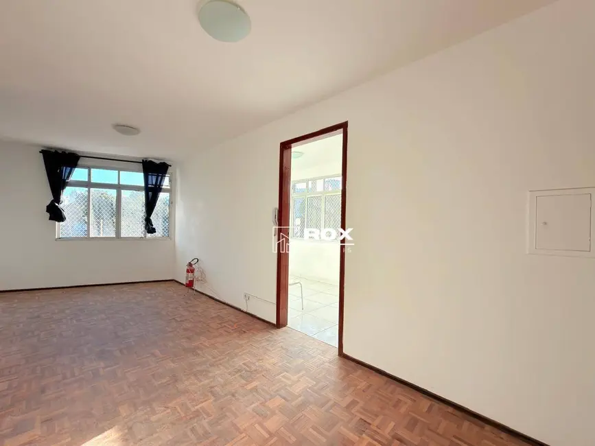 Apartamento com 2 quartos para alugar, 65m2 em Água Verde, Curitiba - PR - imagem 2 Foto 2 de Apartamento com 2 quartos para alugar, 65m2 em Água Verde, Curitiba - PR