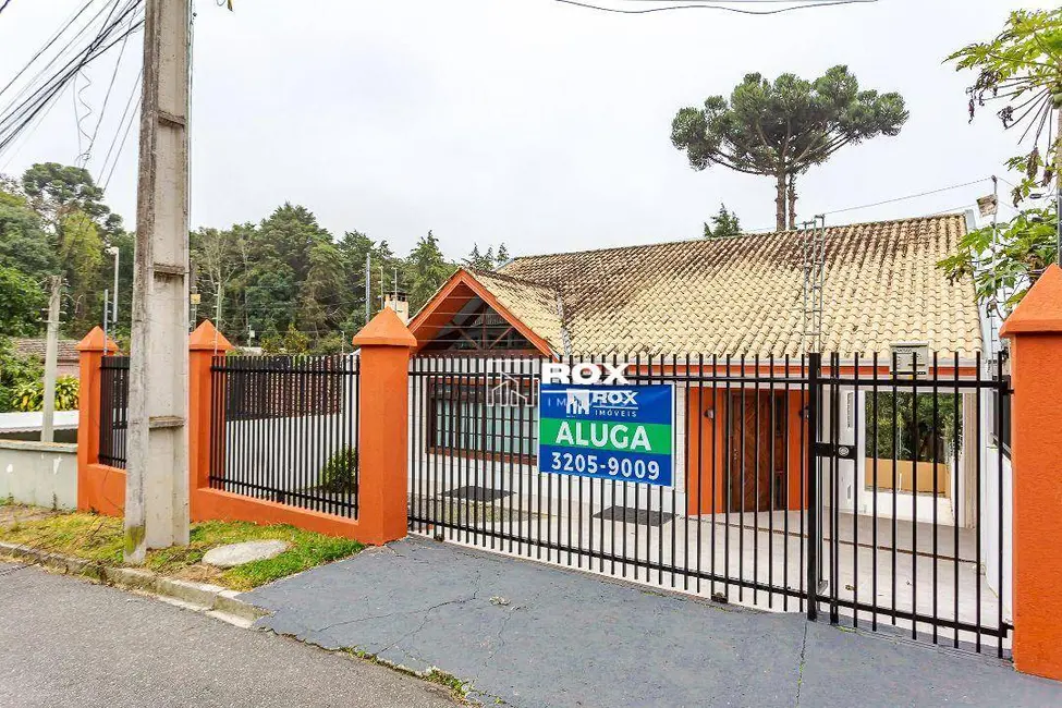 Casa com 6 quartos para alugar, 504m2 em Santo Inácio, Curitiba - PR - imagem 1 Foto 1 de Casa com 6 quartos para alugar, 504m2 em Santo Inácio, Curitiba - PR