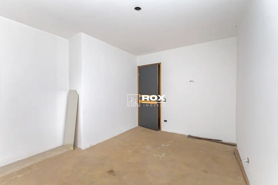 Casa com 3 quartos à venda, 375m2 em Seminário, Curitiba - PR - imagem 3 Foto 3 de Casa com 3 quartos à venda, 375m2 em Seminário, Curitiba - PR