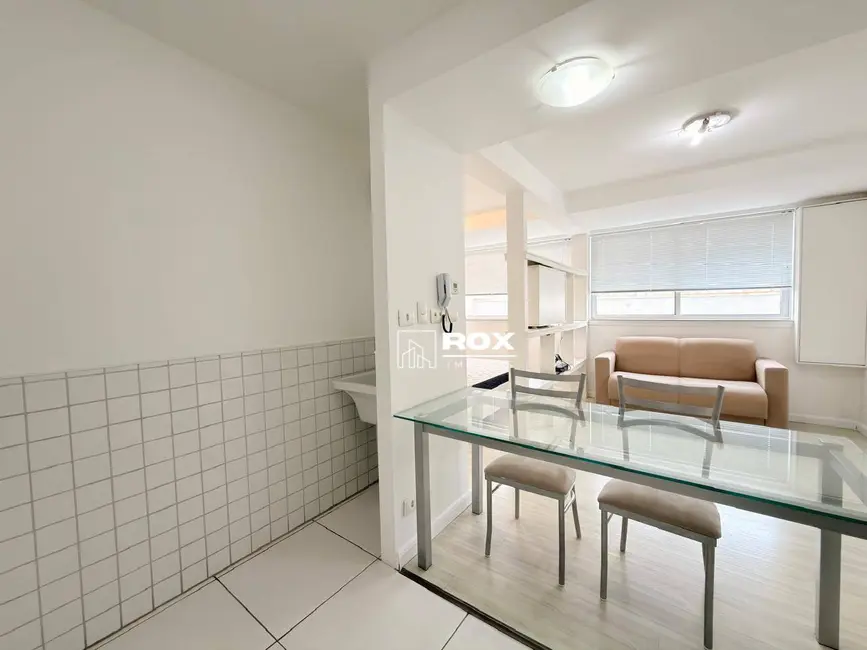Apartamento com 1 quarto para alugar, 30m2 em Alto da Rua XV, Curitiba - PR - imagem 3 Foto 3 de Apartamento com 1 quarto para alugar, 30m2 em Alto da Rua XV, Curitiba - PR