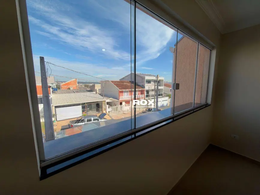 Foto 11 de Sobrado com 2 quartos para alugar, 100m2 em Xaxim, Curitiba - PR