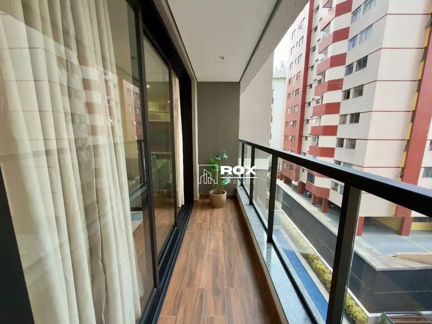 Kitnet com 1 quarto para alugar, 36m2 em Cristo Rei, Curitiba - PR - imagem 9 Foto 9 de Kitnet com 1 quarto para alugar, 36m2 em Cristo Rei, Curitiba - PR