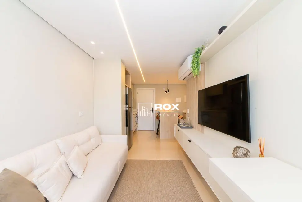 Apartamento com 1 quarto para alugar, 34m2 em Centro, Curitiba - PR - imagem 7 Foto 7 de Apartamento com 1 quarto para alugar, 34m2 em Centro, Curitiba - PR