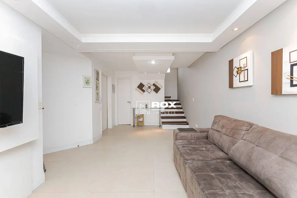 Casa de Condomínio com 4 quartos para alugar, 260m2 em Cidade Industrial, Curitiba - PR - imagem 4 Foto 4 de Casa de Condomínio com 4 quartos para alugar, 260m2 em Cidade Industrial, Curitiba - PR