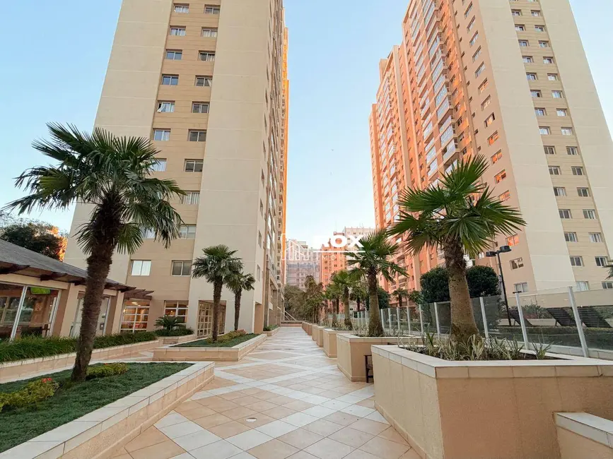 Apartamento com 2 quartos para alugar, 131m2 em Portão, Curitiba - PR - imagem 1 Foto 1 de Apartamento com 2 quartos para alugar, 131m2 em Portão, Curitiba - PR