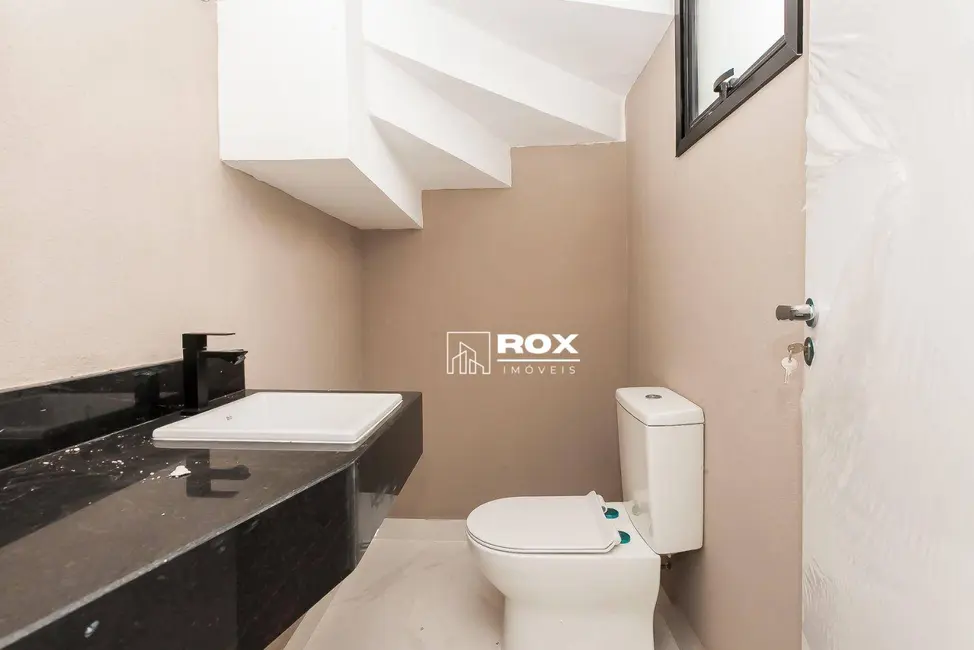 Foto 8 de Sobrado com 3 quartos à venda, 108m2 em Uberaba, Curitiba - PR