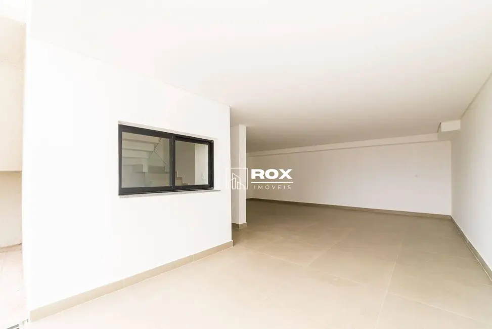 Sobrado com 3 quartos à venda, 187m2 em Bairro Alto, Curitiba - PR - imagem 3 Foto 3 de Sobrado com 3 quartos à venda, 187m2 em Bairro Alto, Curitiba - PR