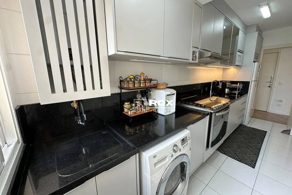 Apartamento com 3 quartos à venda, 92m2 em Vila Izabel, Curitiba - PR - imagem 6 Foto 6 de Apartamento com 3 quartos à venda, 92m2 em Vila Izabel, Curitiba - PR