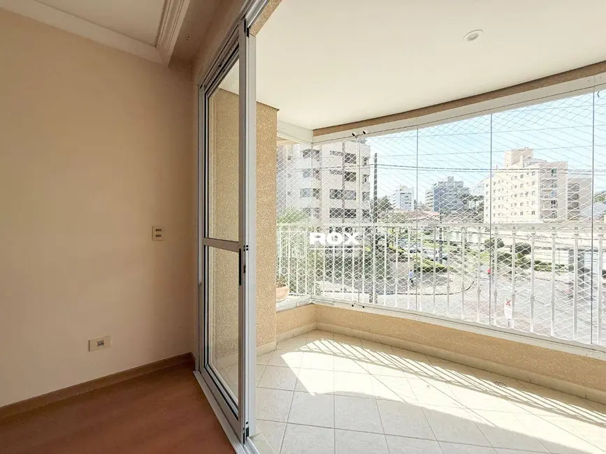 Apartamento com 3 quartos para alugar, 201m2 em Ahú, Curitiba - PR - imagem 7 Foto 7 de Apartamento com 3 quartos para alugar, 201m2 em Ahú, Curitiba - PR