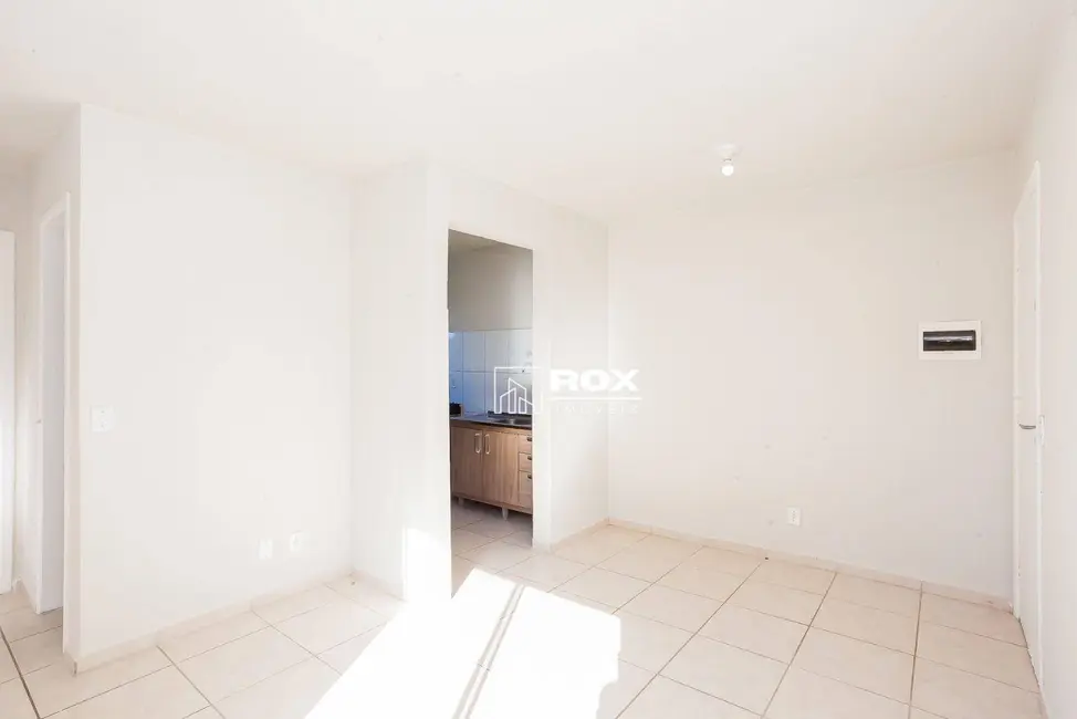 Apartamento com 2 quartos para alugar, 50000m2 em Santa Cândida, Curitiba - PR - imagem 7 Foto 7 de Apartamento com 2 quartos para alugar, 50000m2 em Santa Cândida, Curitiba - PR
