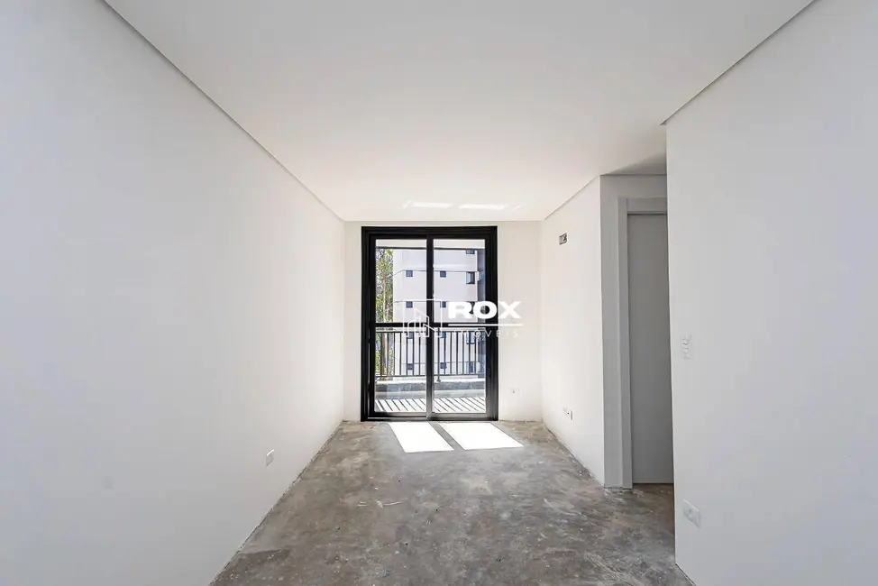 Foto 3 de Apartamento com 2 quartos à venda, 35m2 em Portão, Curitiba - PR