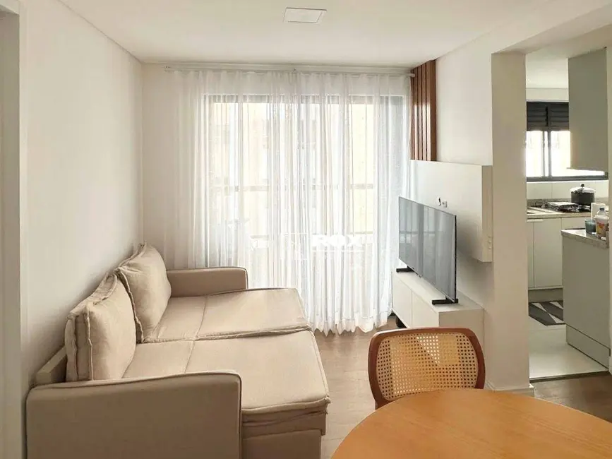 Foto 3 de Apartamento com 2 quartos à venda, 98m2 em Água Verde, Curitiba - PR