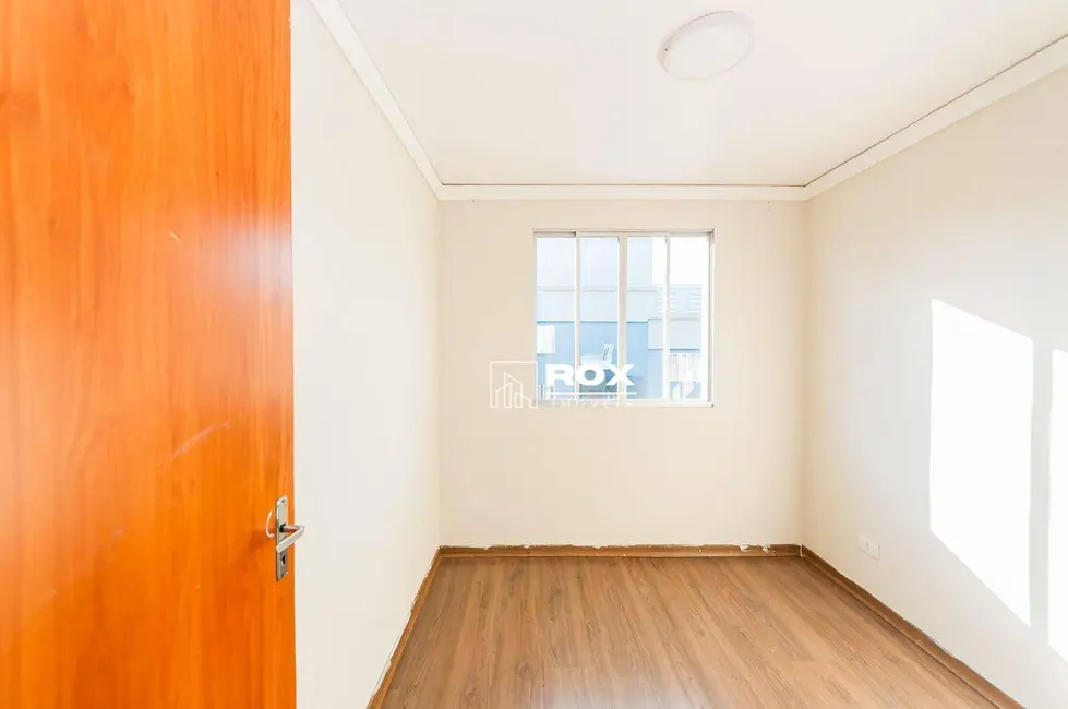Foto 9 de Apartamento com 2 quartos para alugar, 73m2 em Capão Raso, Curitiba - PR
