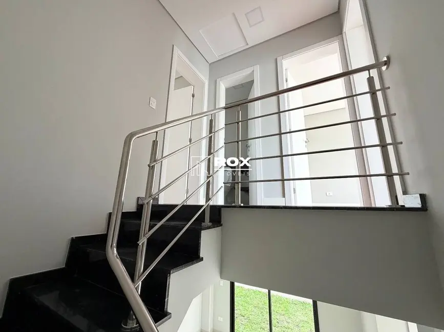 Sobrado com 3 quartos para alugar, 60m2 em São Braz, Curitiba - PR - imagem 5 Foto 5 de Sobrado com 3 quartos para alugar, 60m2 em São Braz, Curitiba - PR