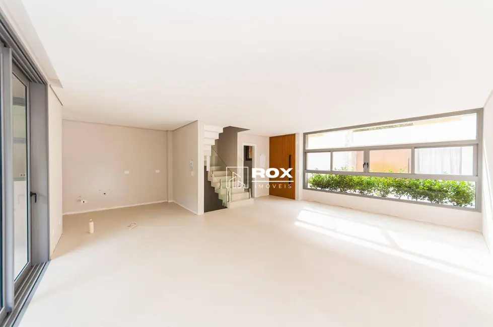 Foto 6 de Sobrado com 3 quartos à venda, 219m2 em Cascatinha, Curitiba - PR