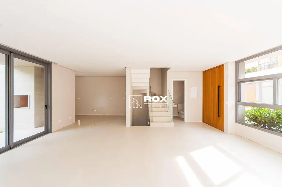 Foto 5 de Sobrado com 3 quartos à venda, 219m2 em Cascatinha, Curitiba - PR