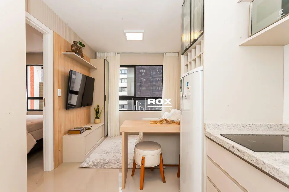 Apartamento com 1 quarto para alugar, 45m2 em Centro, Curitiba - PR - imagem 5 Foto 5 de Apartamento com 1 quarto para alugar, 45m2 em Centro, Curitiba - PR