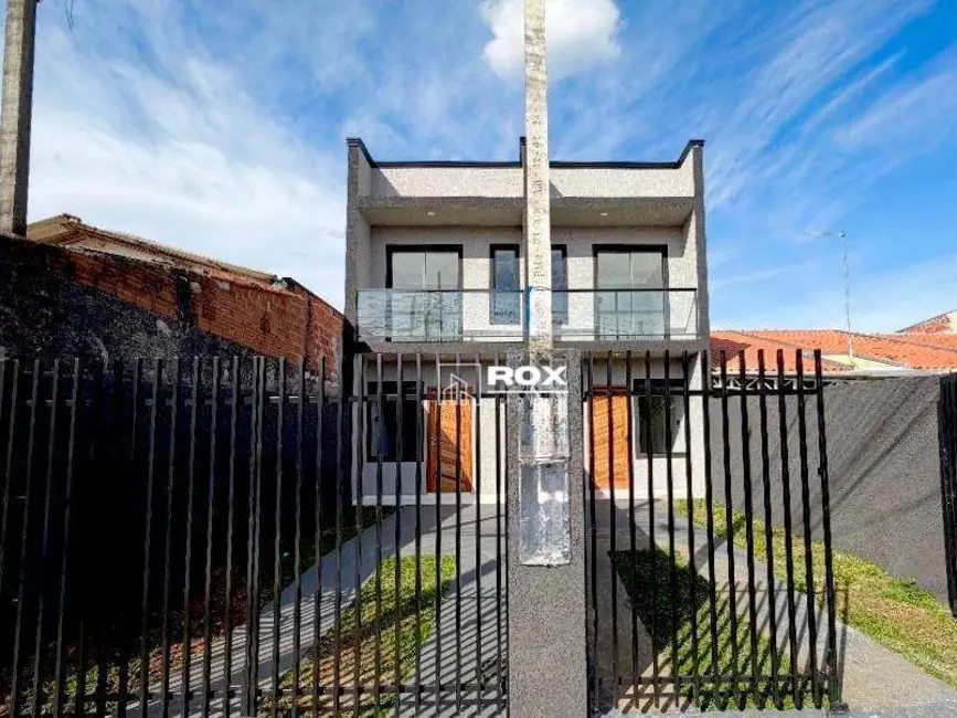 Foto 2 de Sobrado com 2 quartos à venda, 140m2 em Campo de Santana, Curitiba - PR