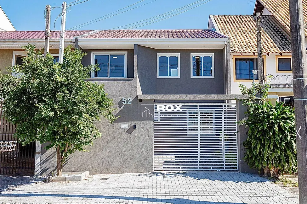Sobrado com 4 quartos à venda, 145m2 em Tarumã, Curitiba - PR - imagem 1 Foto 1 de Sobrado com 4 quartos à venda, 145m2 em Tarumã, Curitiba - PR