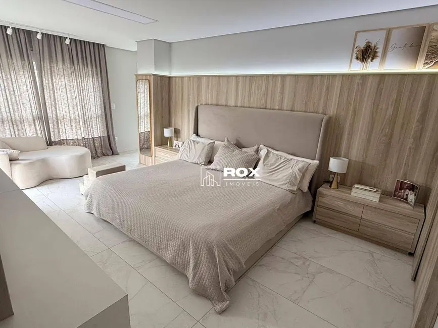 Casa de Condomínio com 4 quartos à venda, 301m2 em Santa Felicidade, Curitiba - PR - imagem 6 Foto 6 de Casa de Condomínio com 4 quartos à venda, 301m2 em Santa Felicidade, Curitiba - PR