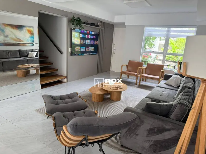Casa de Condomínio com 4 quartos à venda, 301m2 em Santa Felicidade, Curitiba - PR - imagem 8 Foto 8 de Casa de Condomínio com 4 quartos à venda, 301m2 em Santa Felicidade, Curitiba - PR
