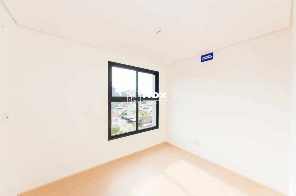 Apartamento com 2 quartos à venda, 104m2 em Capão Raso, Curitiba - PR - imagem 8 Foto 8 de Apartamento com 2 quartos à venda, 104m2 em Capão Raso, Curitiba - PR