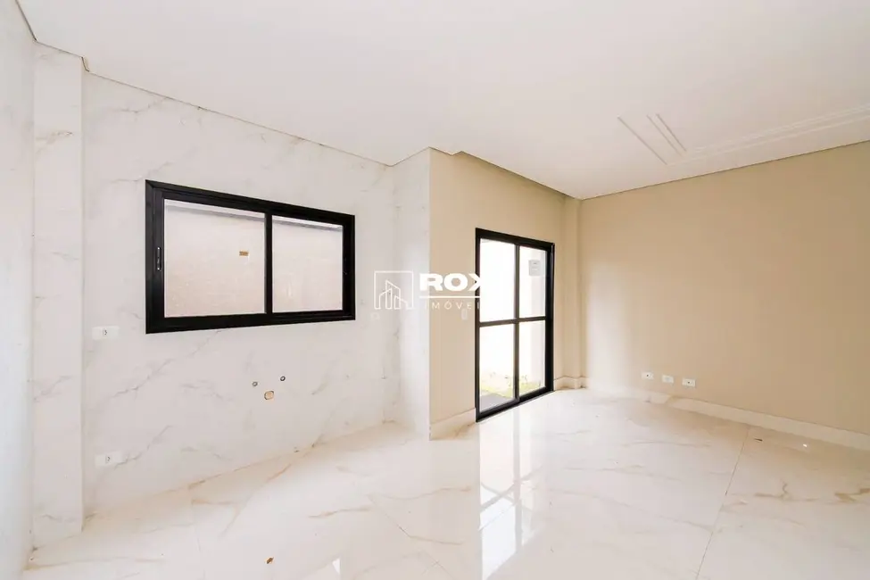 Sobrado com 3 quartos para alugar, 94m2 em Água Verde, Curitiba - PR - imagem 4 Foto 4 de Sobrado com 3 quartos para alugar, 94m2 em Água Verde, Curitiba - PR