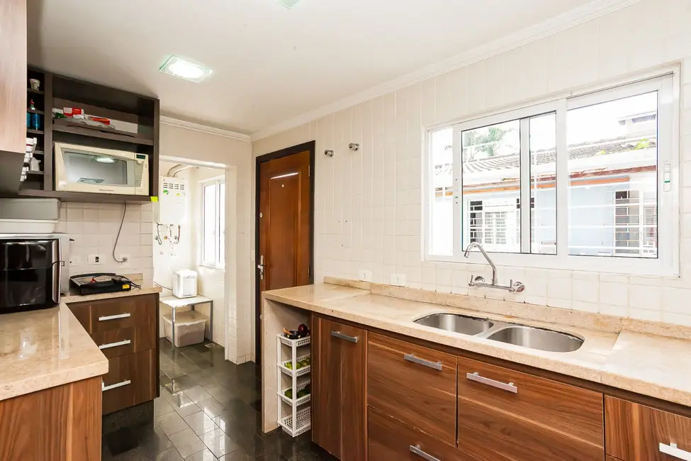 Foto 9 de Sobrado com 3 quartos à venda, 262m2 em Tarumã, Curitiba - PR